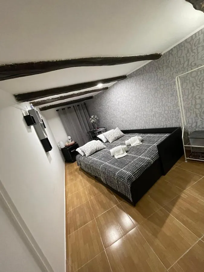 Apartment Casetta Don Vincenzo Naples Italy