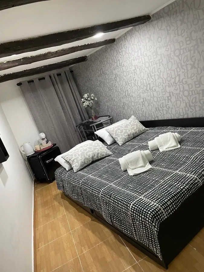 Casetta Don Vincenzo Naples Apartment
